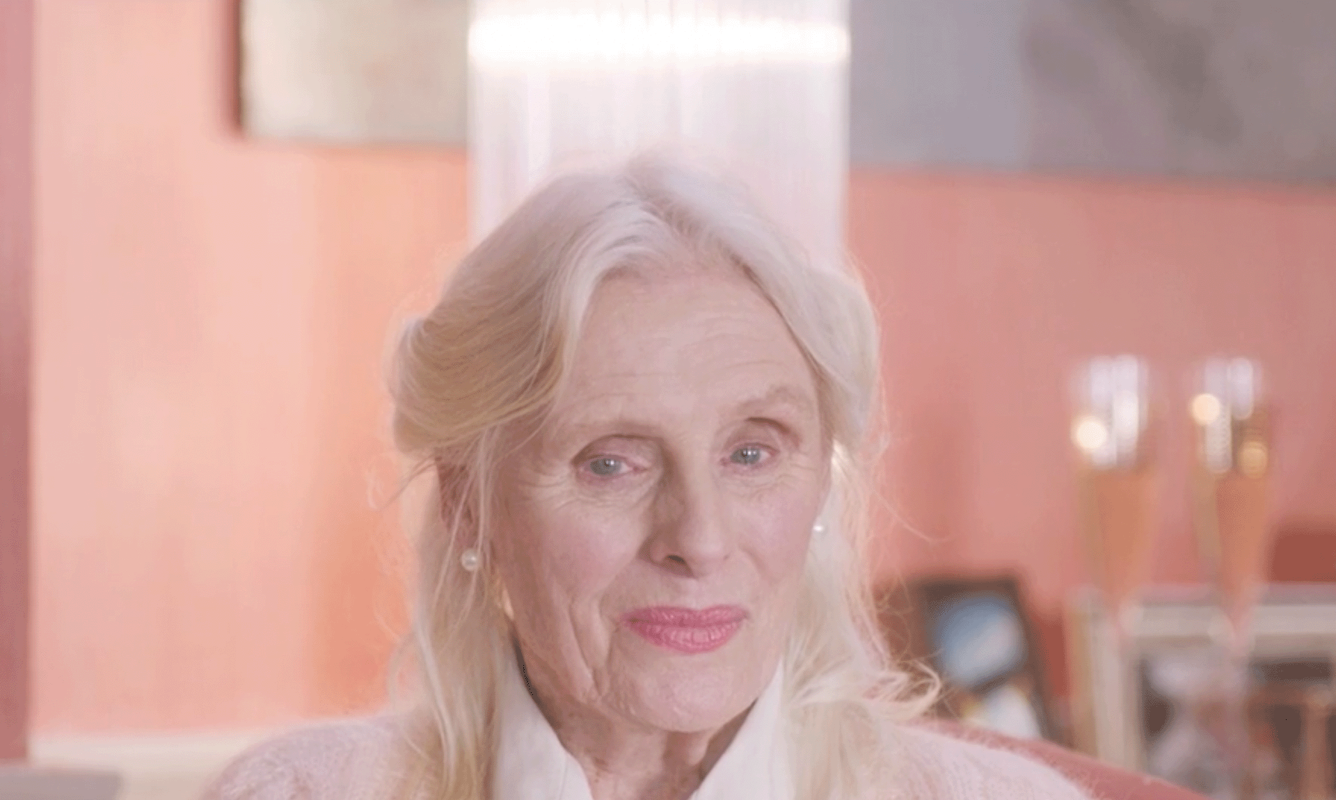 <strong>MULBERRY</strong> Win Christmas